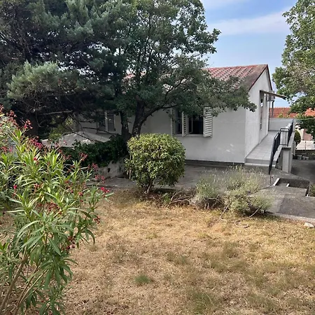 Apartmán Oaza - 150m From The Sea Novi Vinodolski
